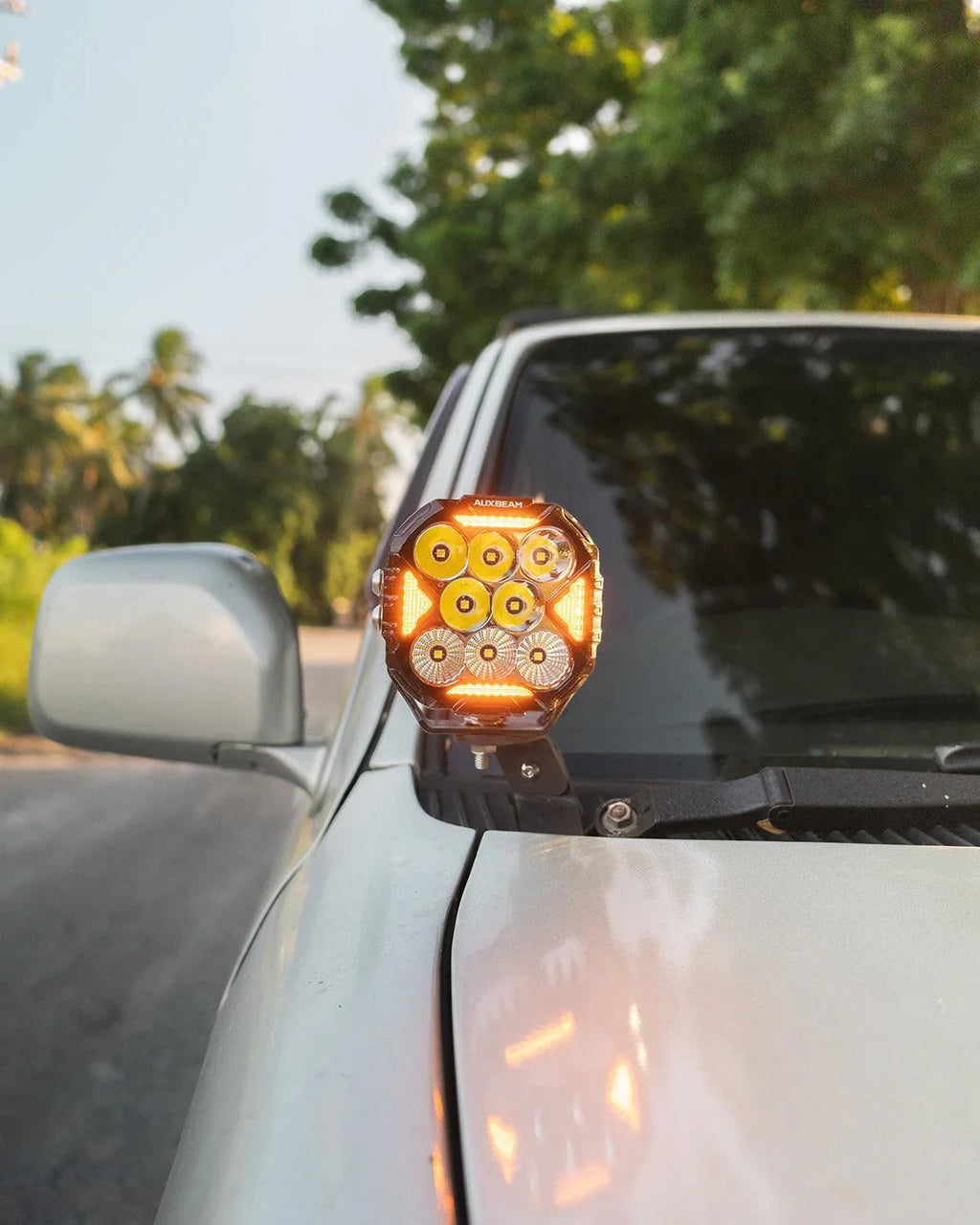 CUBE-Z Series 4 Inch LED Pod Lights Off Road Lights with White DRL & Amber Turn Signal Lights