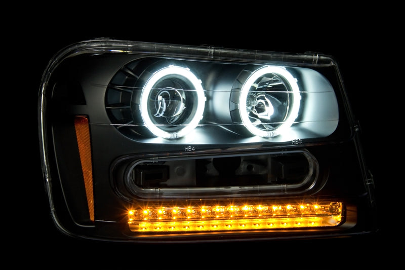 2002-2009 Chevrolet Trailblazer / 2002-2006 Chevrolet Trailblazer EXT Projector Headlight Set W/Halo