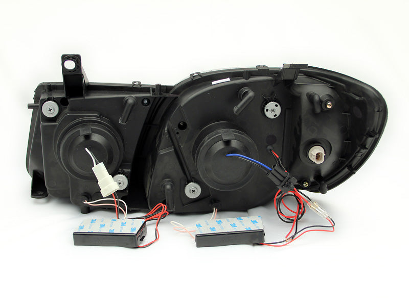 1998-2007 Lexus LX470 Projector Headlight Set W/Halo