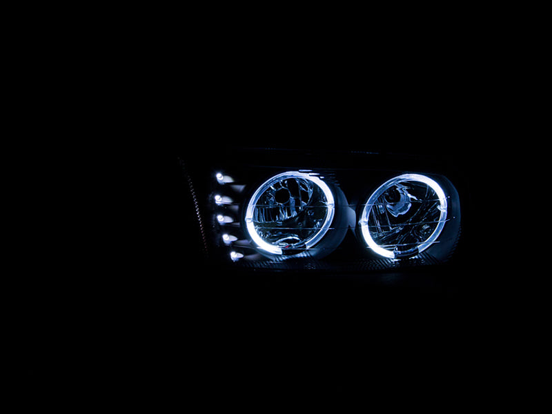 1999-2006 GMC Sierra / 2007 GMC Sierra / 2001-2006 GMC Sierra Crystal Headlight Set W/Halo