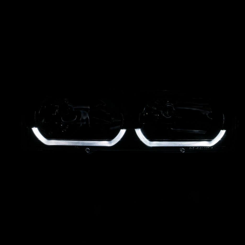1992-1994 Chevrolet Blazer / 1988-1998 Chevrolet C1500 / 1992-1999 Chevrolet C1500 Suburban Crystal Headlight Set