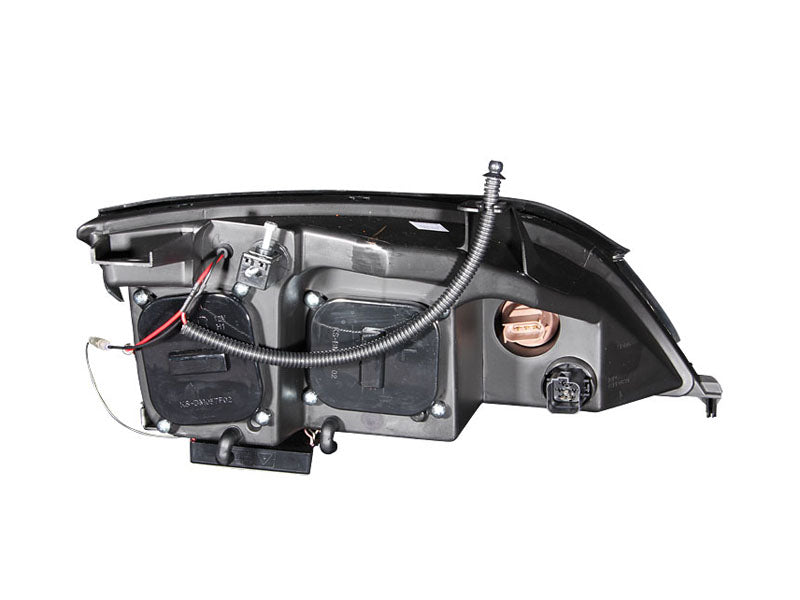 2005-2006 Ford Focus Projector Headlight Set W/Halo