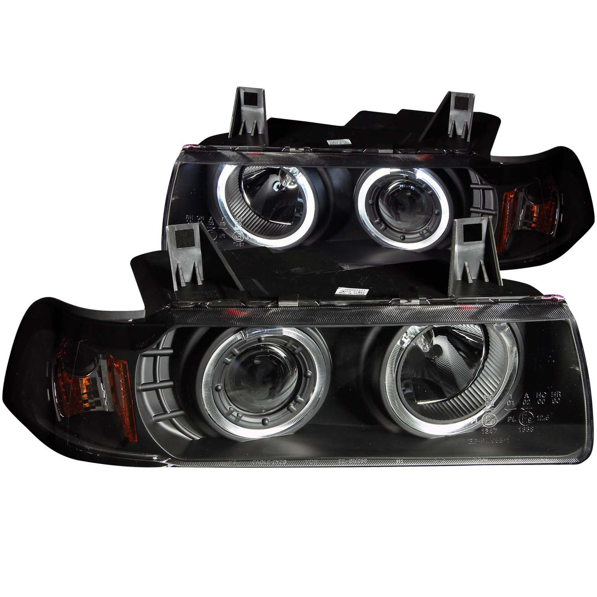 1992-1998 BMW 318i / 1992-1995 BMW 320i / 1992-1995 BMW 325i Projector Headlight Set W/Halo