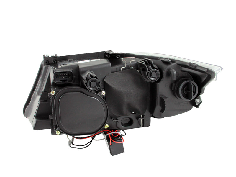 2006-2008 BMW 323i / 2006 BMW 325i / 2006 BMW 325xi Projector Headlight Set W/Halo