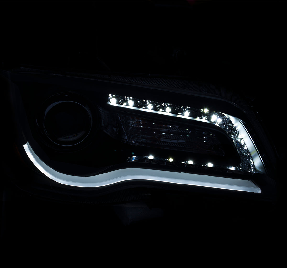 2011-2014 Chrysler 300 Projector Headlight Set