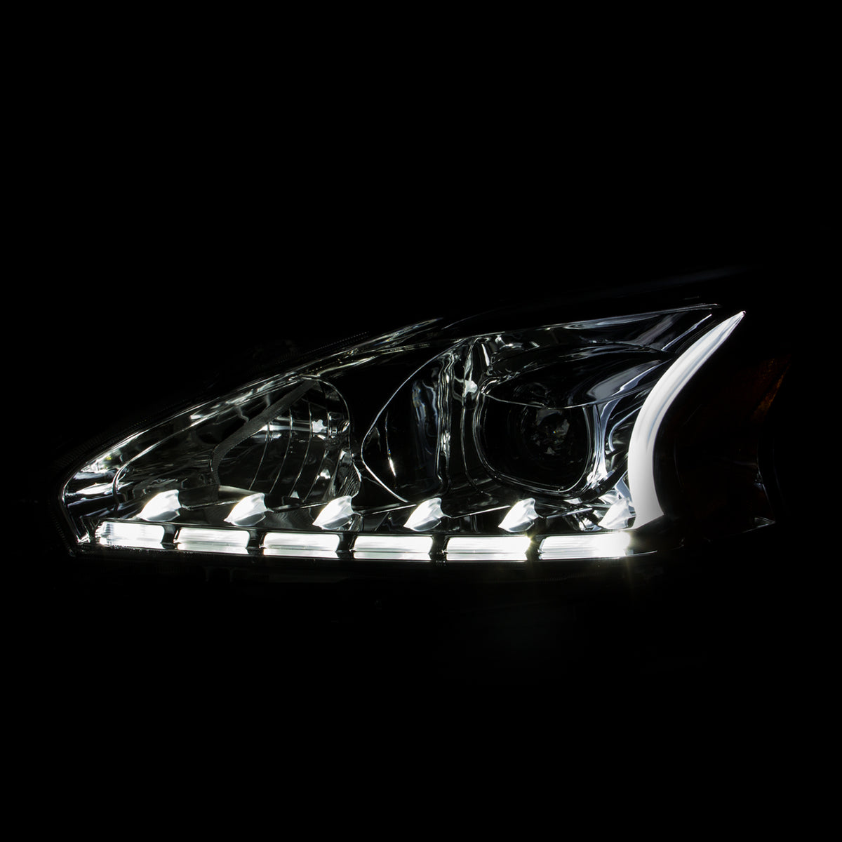 2013-2015 Nissan Altima Projector Headlight Set