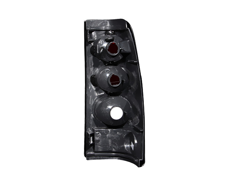 1999-2002 Chevrolet Silverado / 2001-2002 Chevrolet Silverado Tail Light Assembly