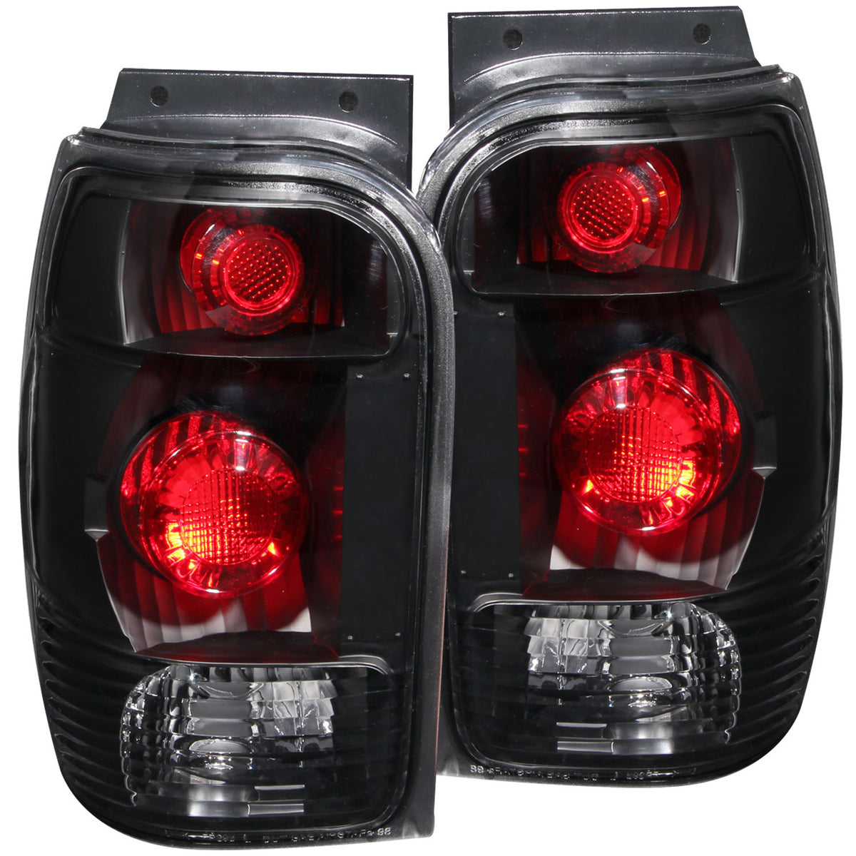 1998-2001 Ford Explorer / 1998-2001 Mercury Mountaineer Tail Light Assembly