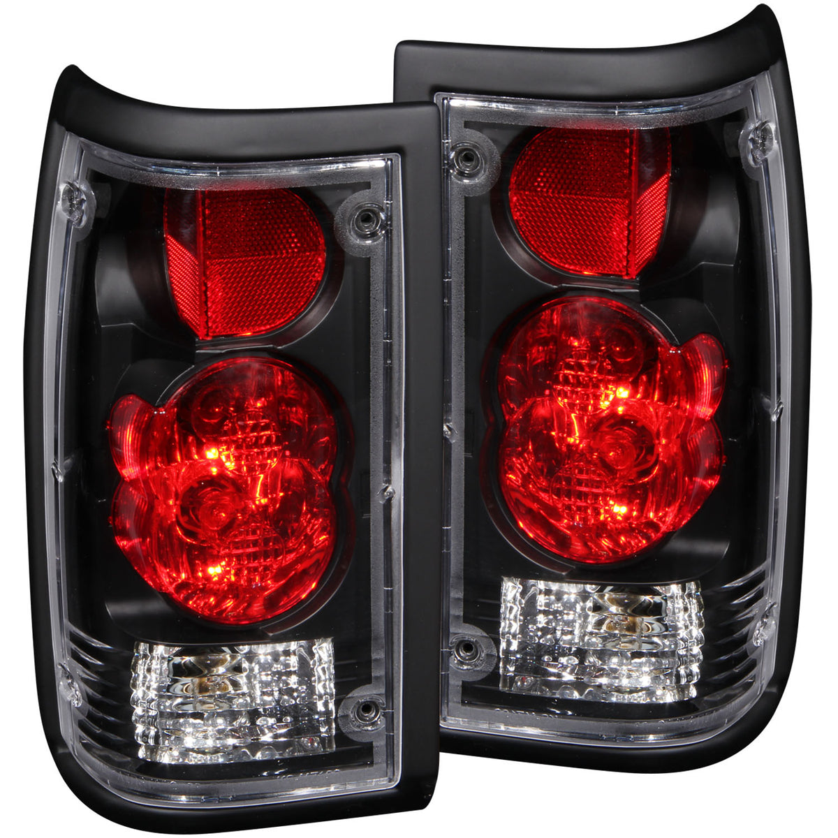 1986-1987 Mazda B2000 / 1987-1993 Mazda B2200 / 1987-1993 Mazda B2600 Tail Light Assembly