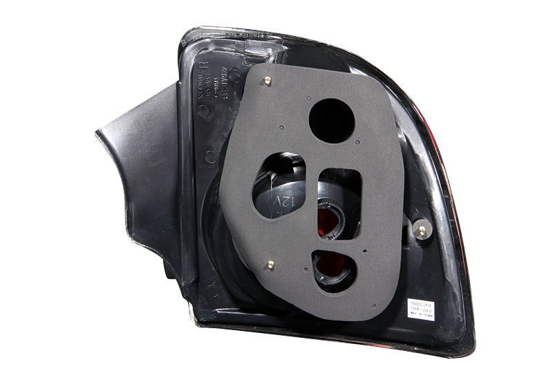 2000-2005 Toyota Celica Tail Light Assembly