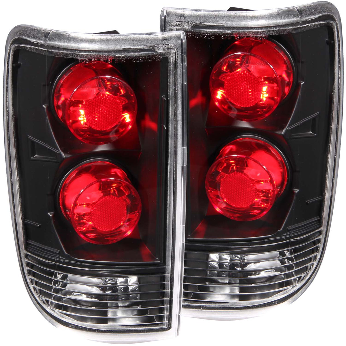 1995-2005 Chevrolet Blazer / 1995-2005 GMC Jimmy / 1996-2001 Oldsmobile Bravada Tail Light Assembly