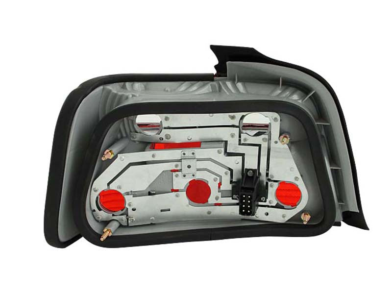 1992-1998 BMW 318i / 1992-1995 BMW 320i / 1992-1995 BMW 325i Tail Light Assembly