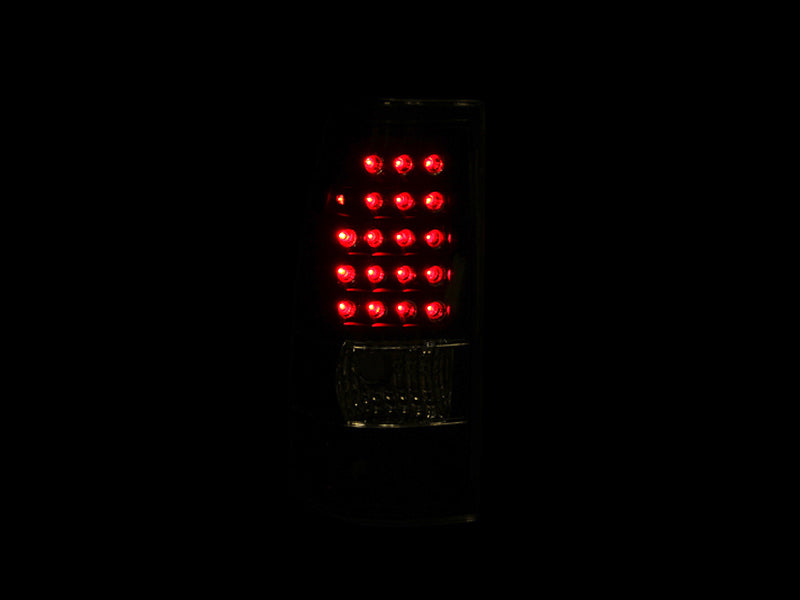 2003-2006 Chevrolet Silverado / 2007 Chevrolet Silverado Tail Light Assembly