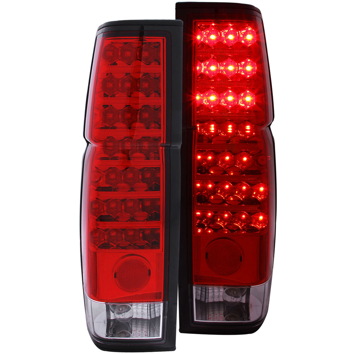 1986-1994 Nissan D21 / 1995-1997 Nissan Pickup Tail Light Assembly