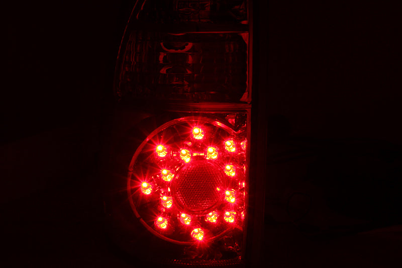 2000-2006 Toyota Tundra Tail Light Assembly