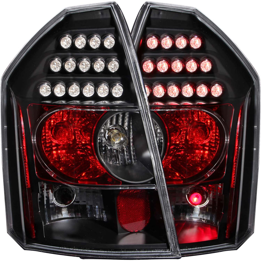2005-2007 Chrysler 300 Tail Light Assembly