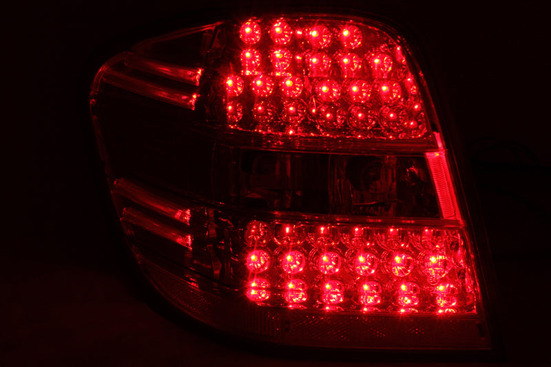 2007-2009 Mercedes-Benz ML320 / 2006-2011 Mercedes-Benz ML350 / 2010-2011 Mercedes-Benz ML450 Tail Light Assembly