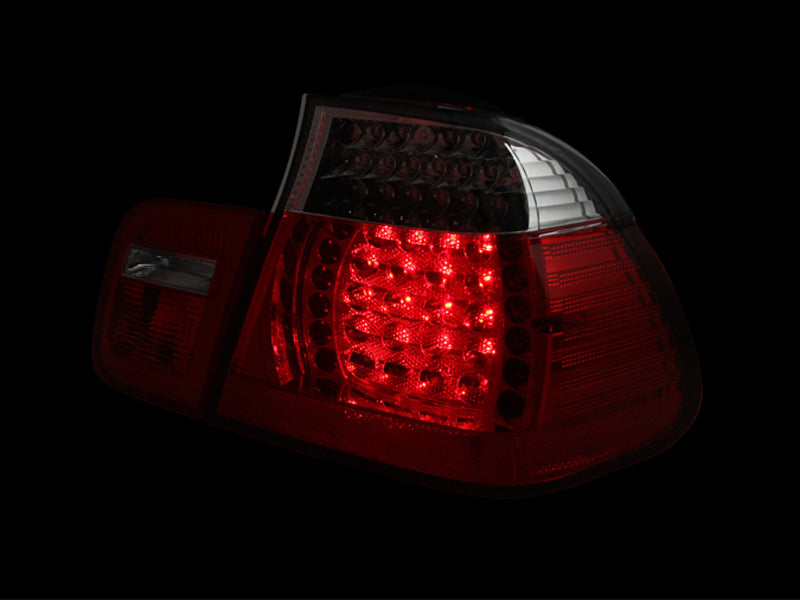 2002-2005 BMW 325i / 2002-2005 BMW 325xi / 2002-2005 BMW 330i Tail Light Assembly