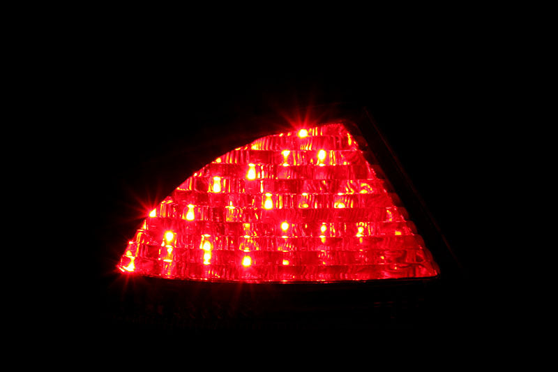 2000-2005 Mercedes-Benz S430 / 2000-2005 Mercedes-Benz S500 / 2001-2005 Mercedes-Benz S55 AMG Tail Light Assembly