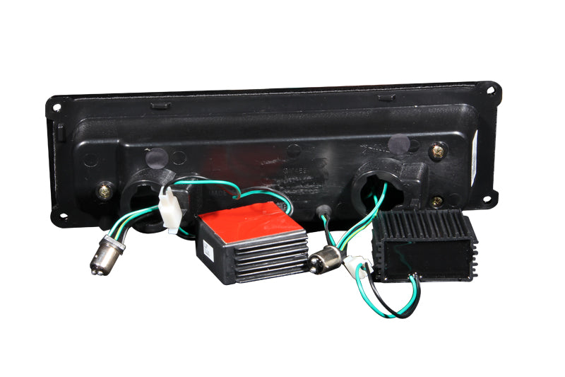 1992-1994 Chevrolet Blazer / 1988-1998 Chevrolet C1500 / 1992-1999 Chevrolet C1500 Suburban Parking Light Assembly