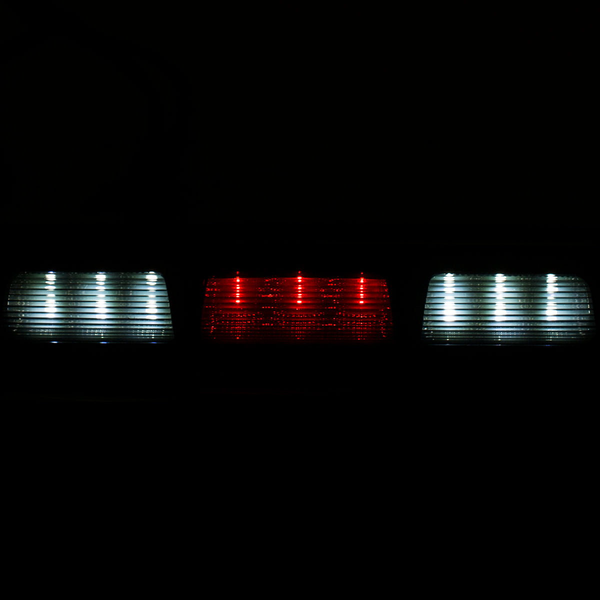 2015-2016 Chevrolet Colorado / 2015-2016 GMC Canyon Third Brake Light Assembly