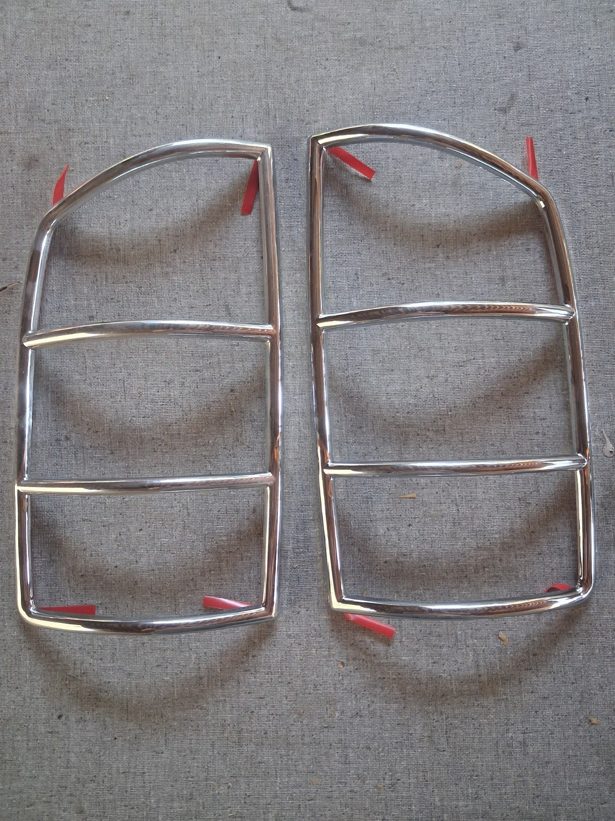 Race Sport RS-0713CHEVY2-TLB LED Taillight Bezel Chrome 07-13 Silverado Pair