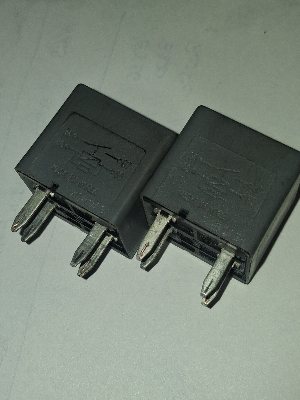 Lot of 2 Delphi 15328864 12V 40A 4-Pin Automotive Relay 8864 – Tested...