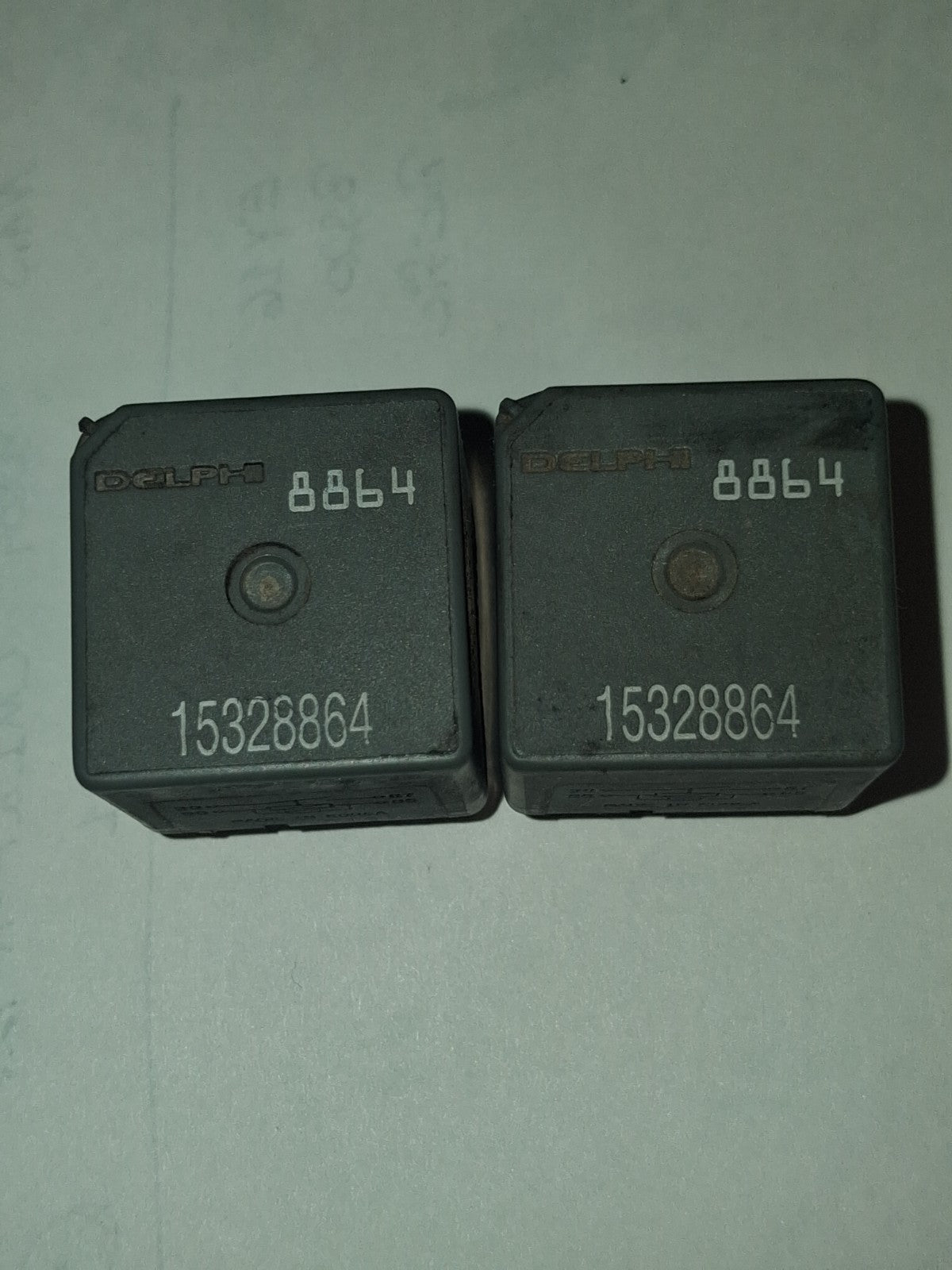 Lot of 2 Delphi 15328864 12V 40A 4-Pin Automotive Relay 8864 – Tested...