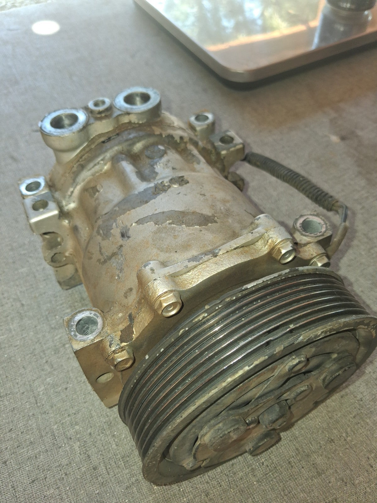 OEM Dodge Ram 1500 A/C Compressor Clutch Assembly 1997-2001 5.9L 5.2L 3.9L