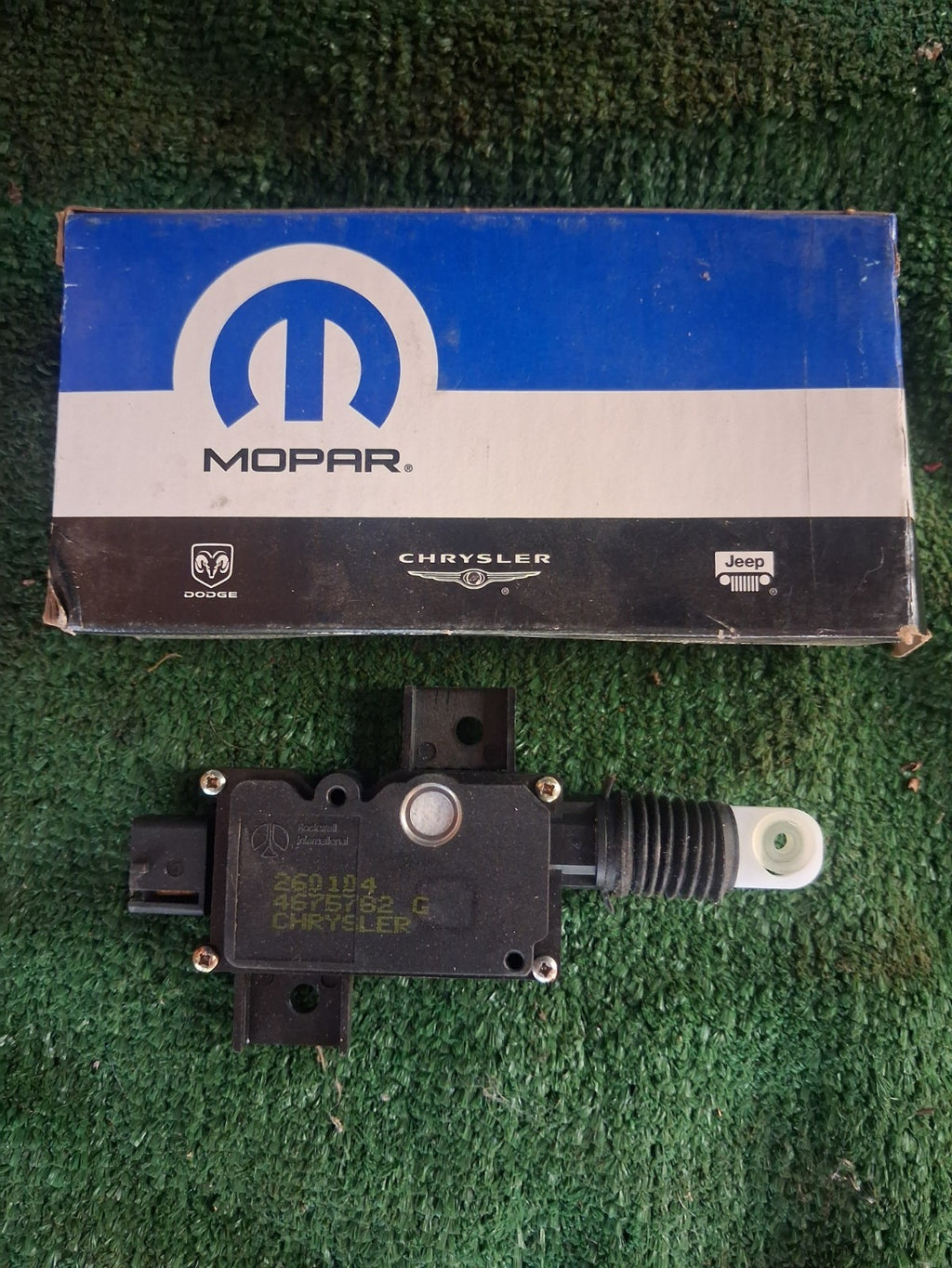 Mopar OEM Power Door Lock Actuator Liftgate Motor 04675782 NOS Chrysler Dodge