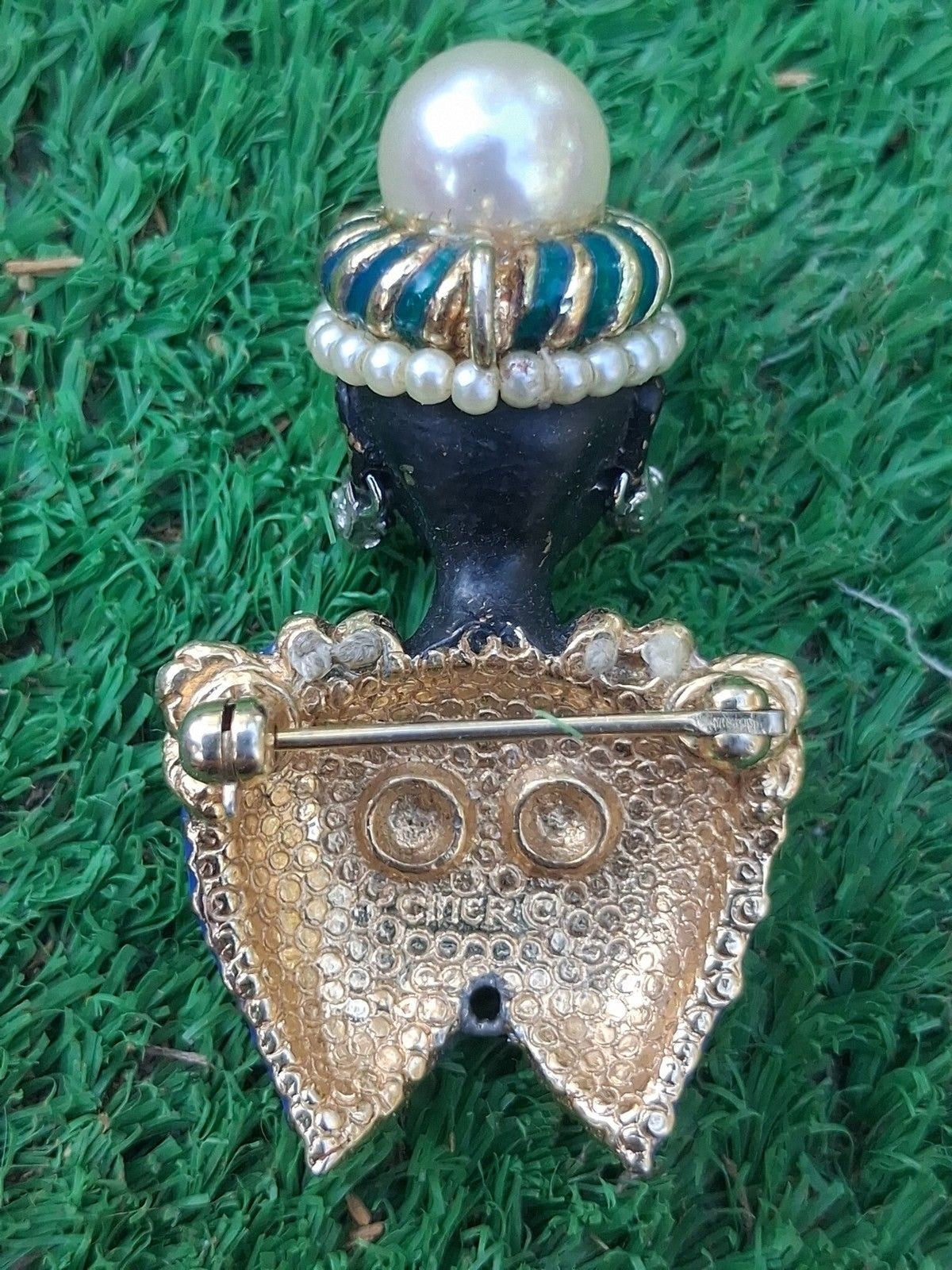 Vintage Signed Ciner Blackamoor Nubian Queen Enamel Brooch Pin