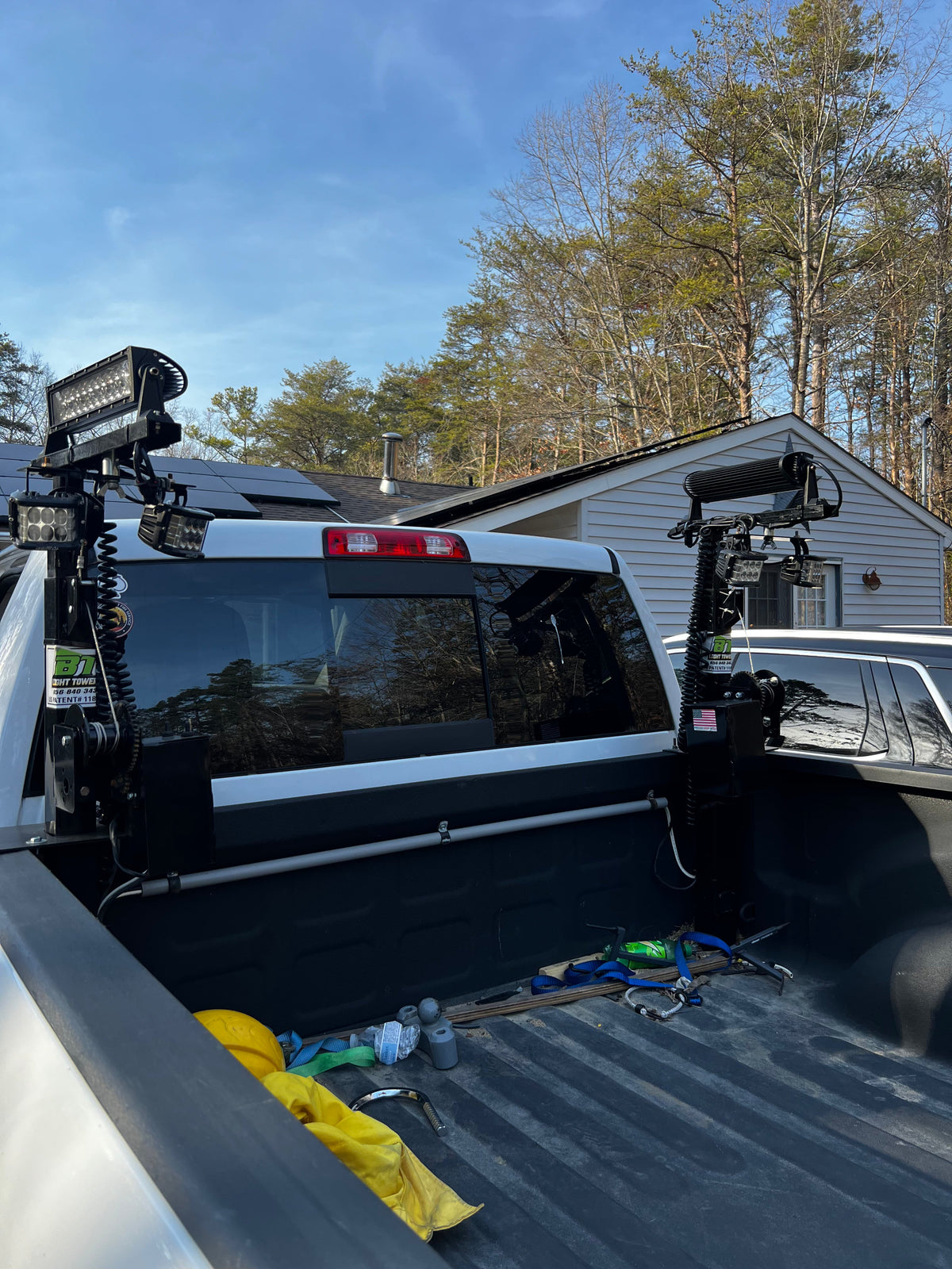 Truck Bed Mounted LED Light Towers 