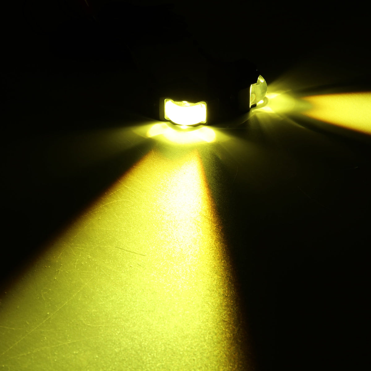 Auxbeam 0.8'' 3000K Yellow Bi-LED Projector 45° Turning-Assist Grille Light