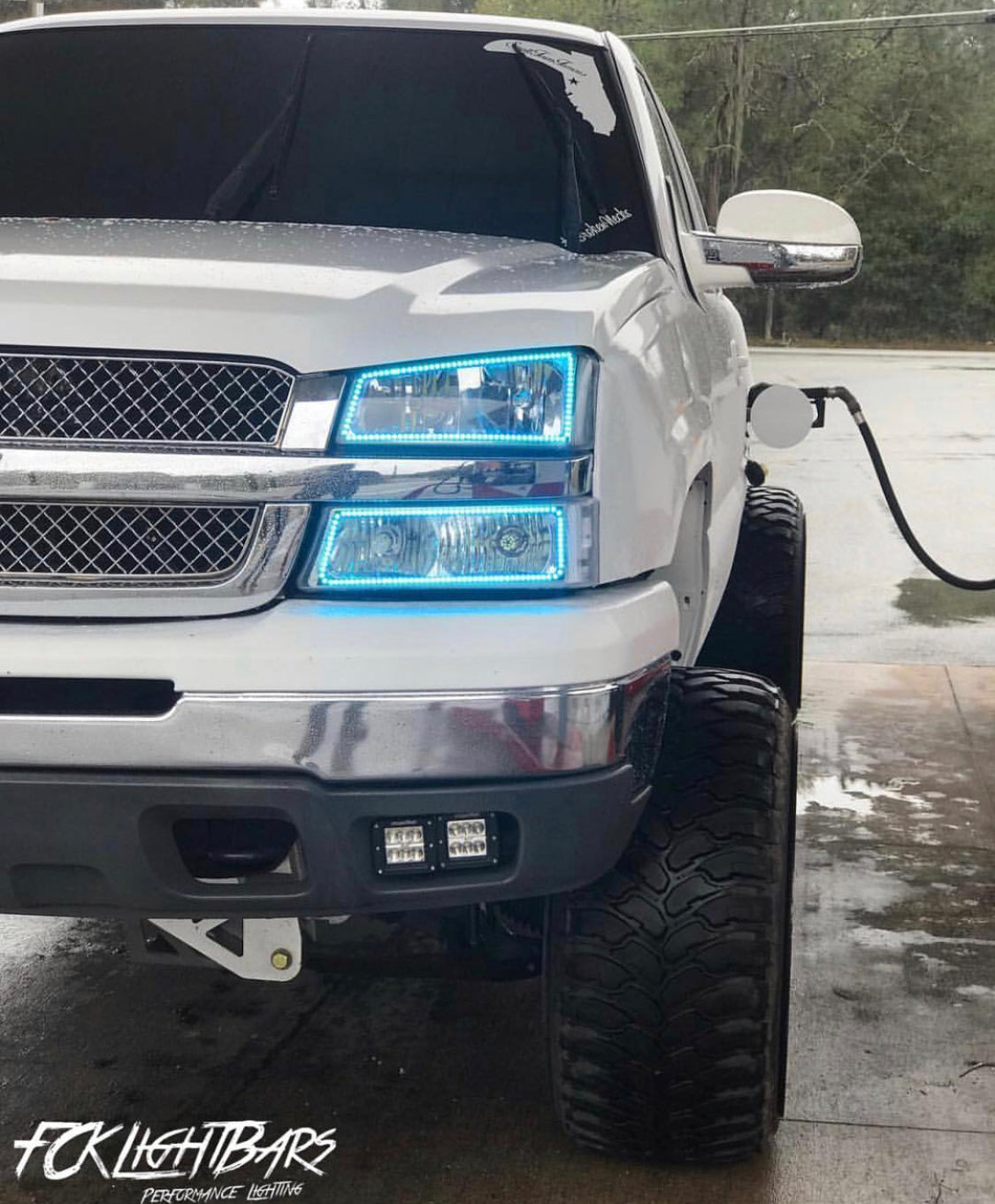 2002-2006 Chevy Silverado / GMC Sierra / Avalanche Dual Fog Light Kit (4 Pods) - vehicle-specific brackets