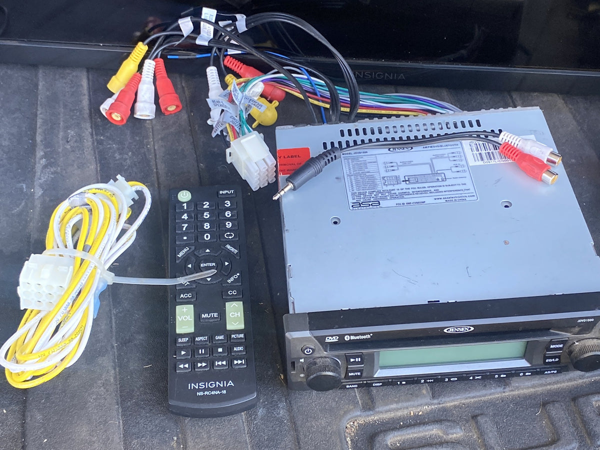 Jensen JDVD1500 DVD player with wiring harnesses (remote shown not included)
